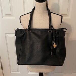 Gussaci Black Vegan Faux Leather Tote Bag Gold Hardware Pockets Roomy EUC
